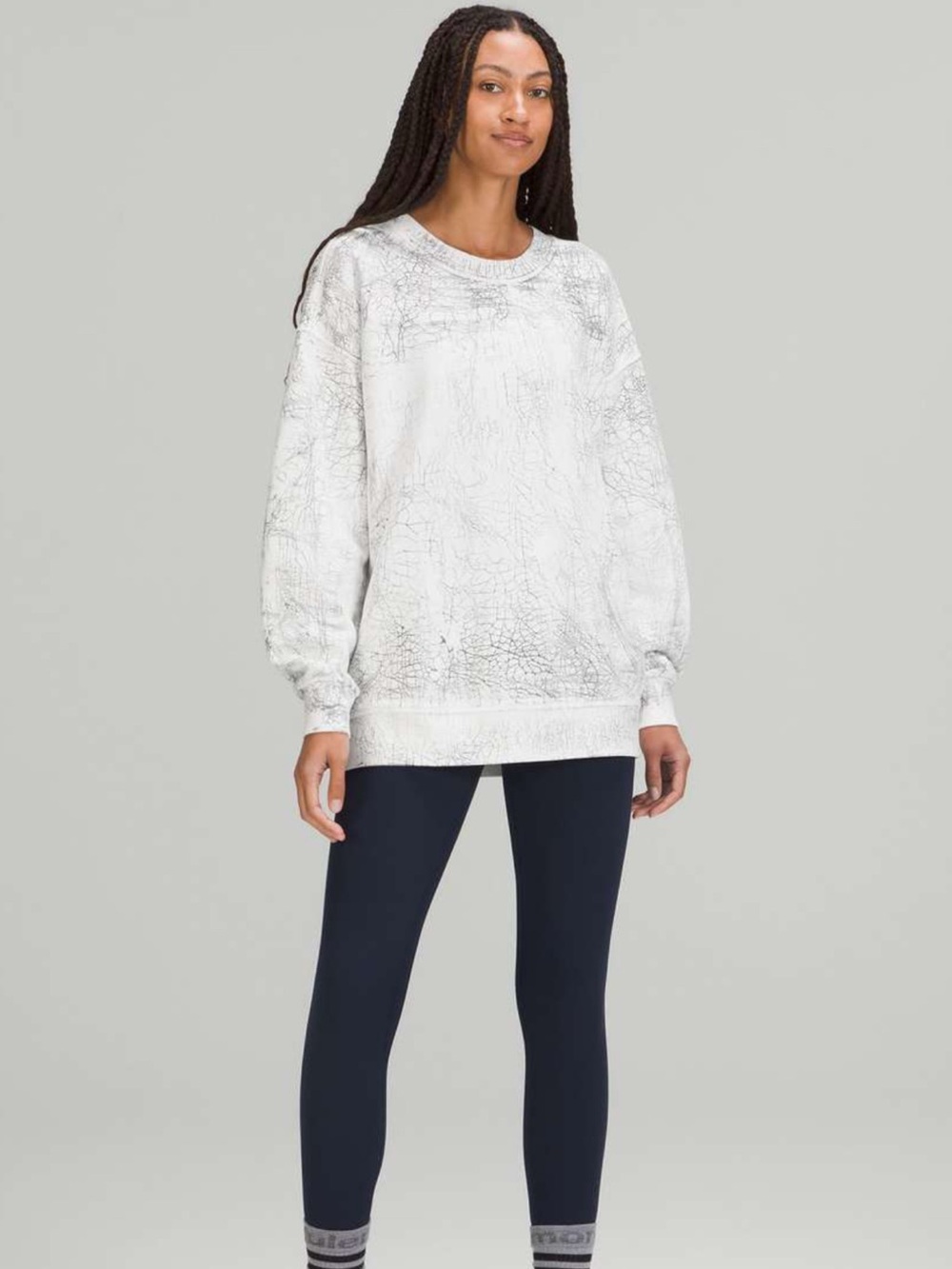 Lululemon Perfectly Oversized Crewneck Sweatshirt Pull Over size 8 - Picture 2 of 6